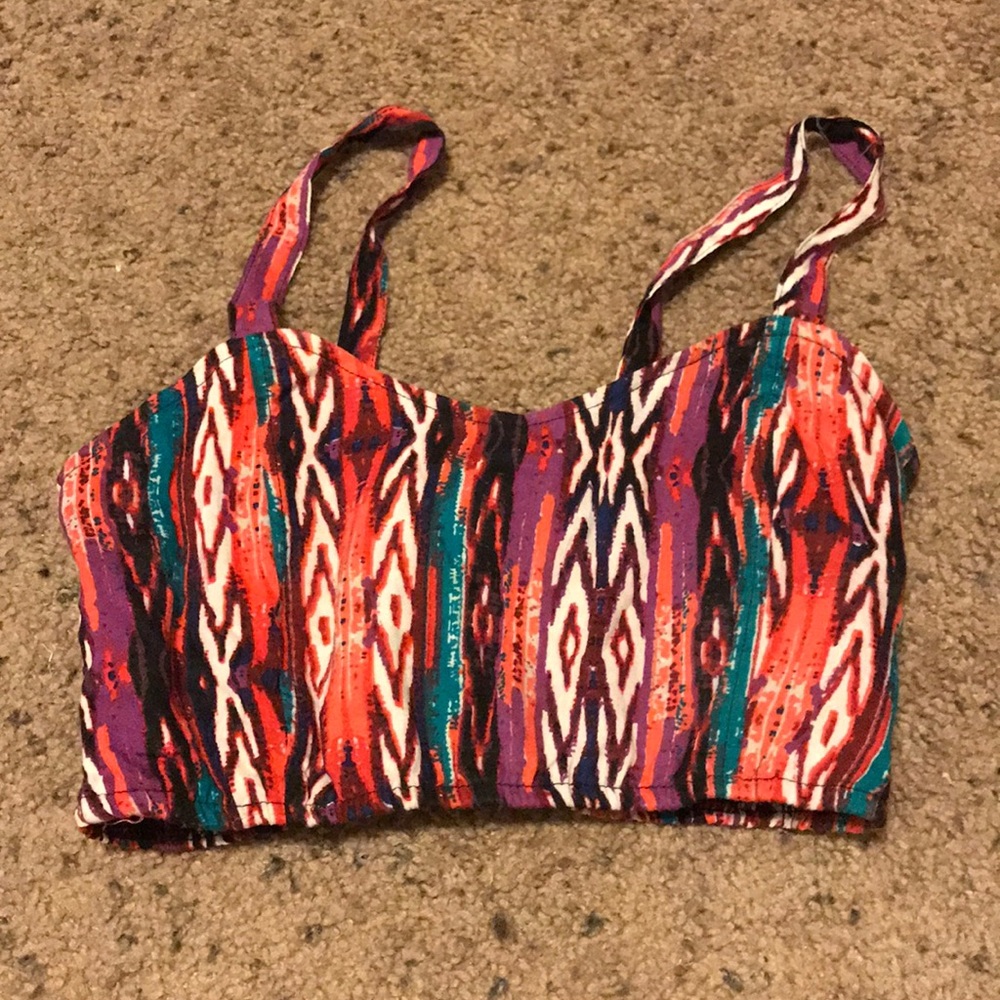 Crop top